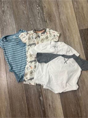 Bundle baby boy romper bodysuits tee